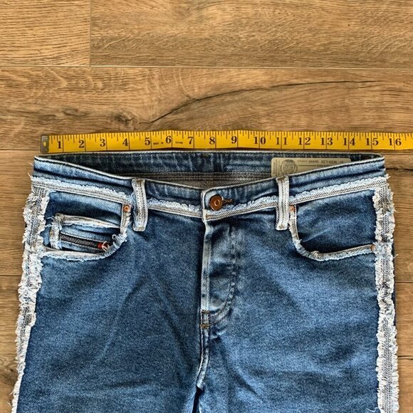 Diesel Babhila-Sp Slim Skinny Regular Waist Denim Mid-Rise Jeans - Picture 11 of 14